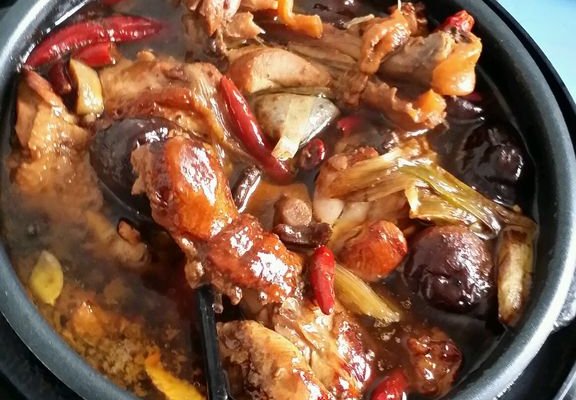 香菇燉雞肉.jpg 香菇燉雞肉.jpg