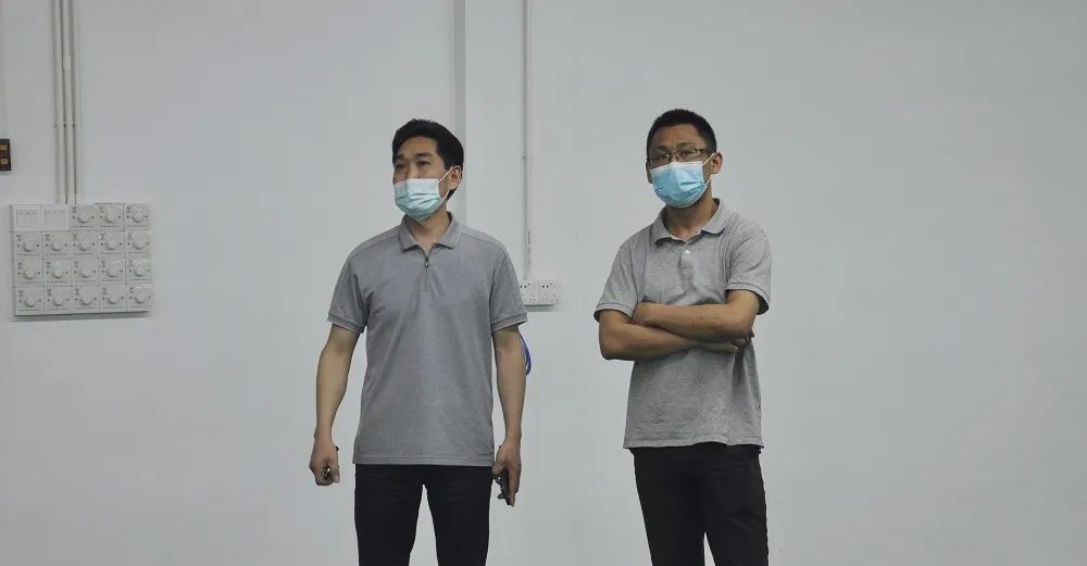 康來福領(lǐng)導(dǎo)視察.jpg 康來福領(lǐng)導(dǎo)視察.jpg