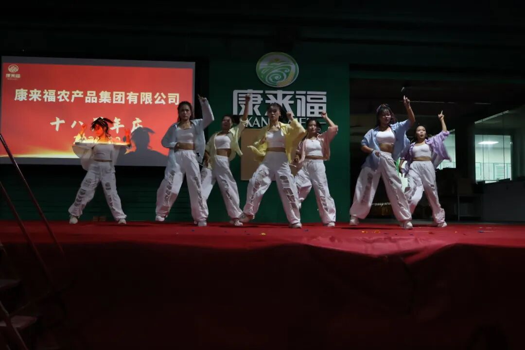 舞蹈.jpg 舞蹈.jpg